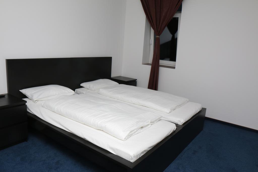Holsteiner Hof Hotel Heist Buitenkant foto