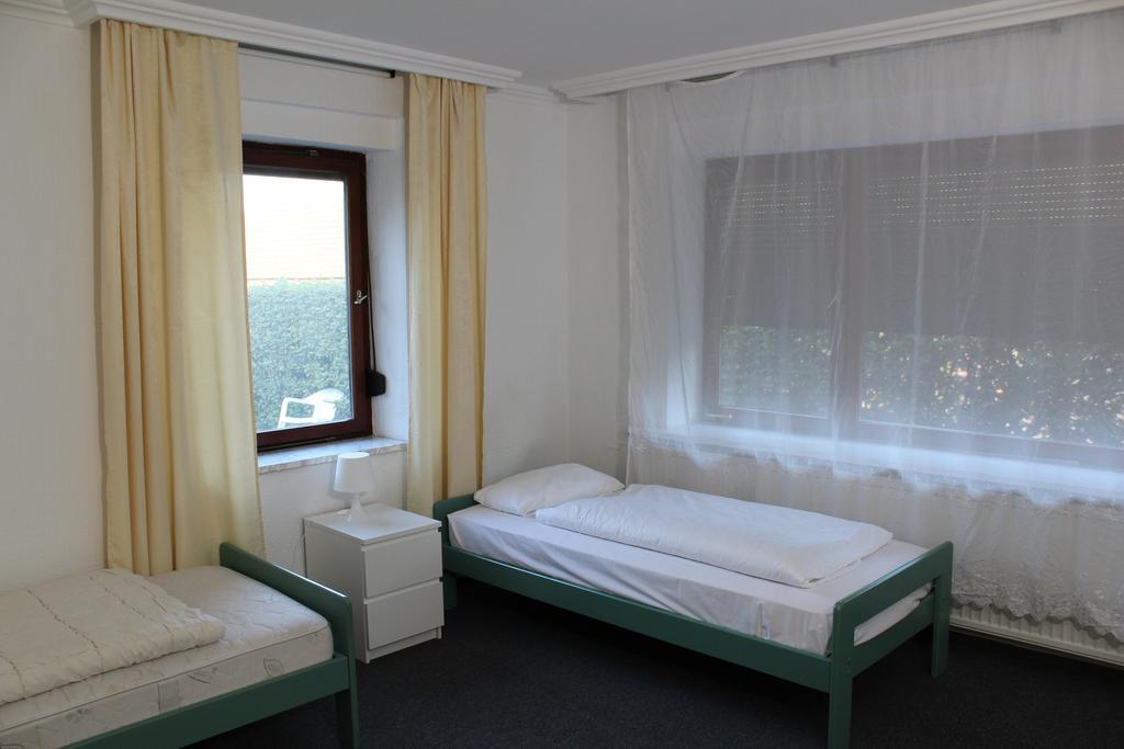 Holsteiner Hof Hotel Heist Buitenkant foto